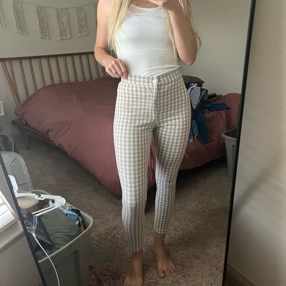 Urban Outfitters Pants - SOLD ON CROSSPOST Urban Outfitters gingham pull on pants